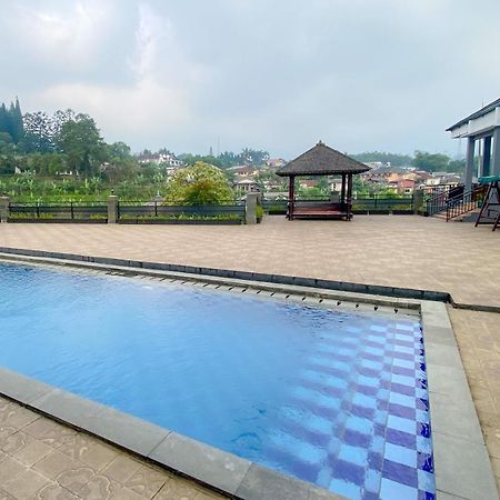 Villa Andalus 3 Puncak Exterior photo