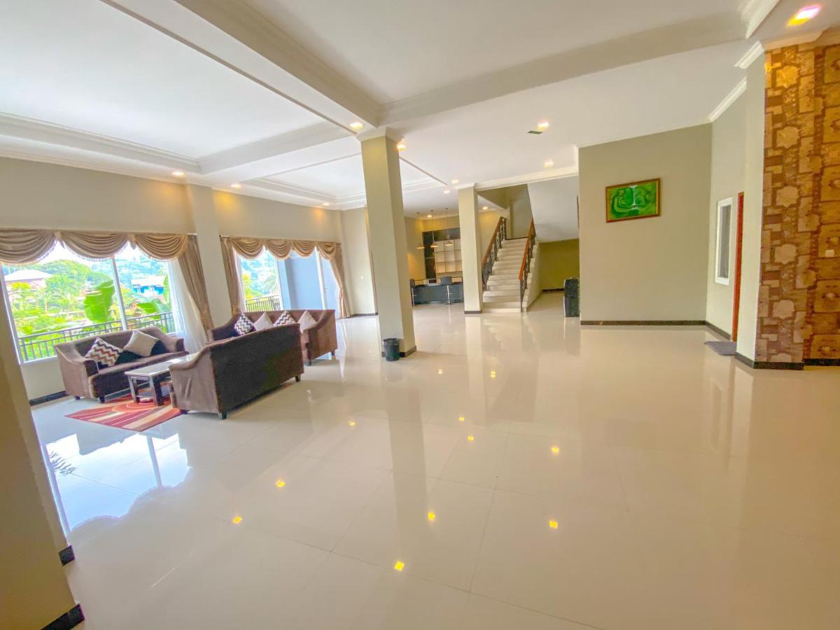 Villa Andalus 3 Puncak Exterior photo