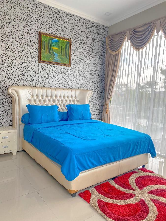 Villa Andalus 3 Puncak Exterior photo